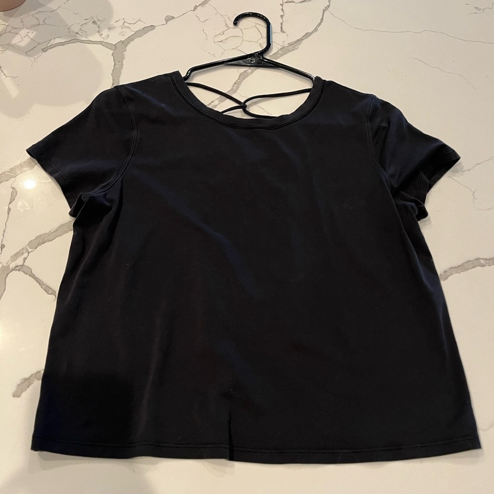 lululemon athletica Black Short Sleeve Tee